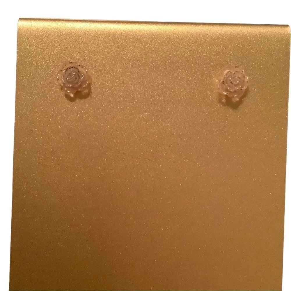 🌼🌼Rose pink iridescent studs kids NWOT🌼🌼